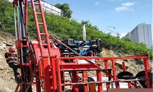 地质钻勘探机和钻机价格_地质勘察钻机汽油价格