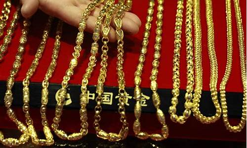 周大福金价凭啥这么高_周大福金价这么贵