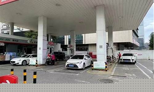骑士卡油价和加油站不一样吗_骑士卡油价和加油站不一样