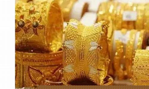 哪个品牌接近国际金价最高_国际金价和品牌金价